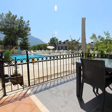 Vakantiehuis Letoon Homes *